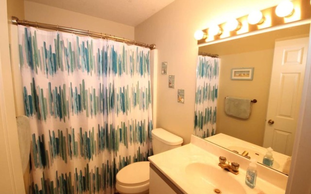 Bay Point Village - 2 Br Condo