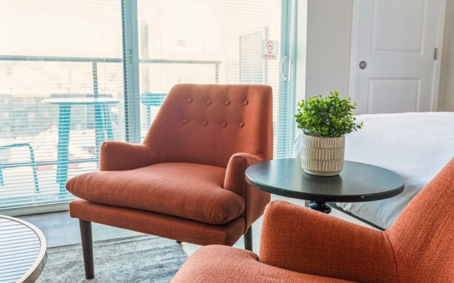 Kasa Lowry Hill Minneapolis