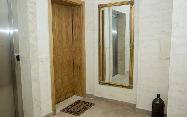 FM Luxury 2-BDR Apartment - Relax