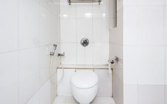Treebo Premium Niraali Executive