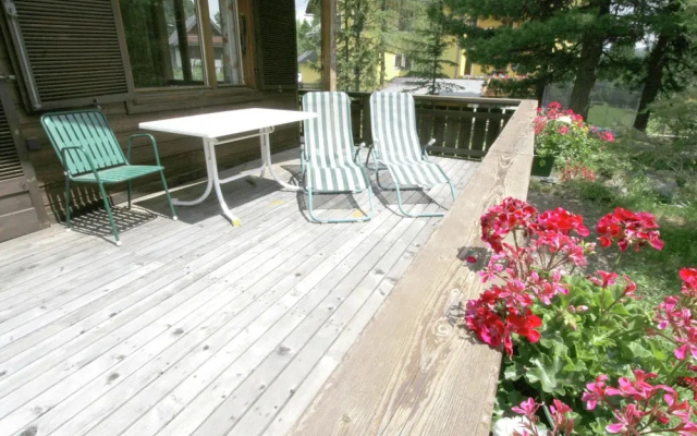 Sunlit Cabin with Hot Tub in Turracherhohe