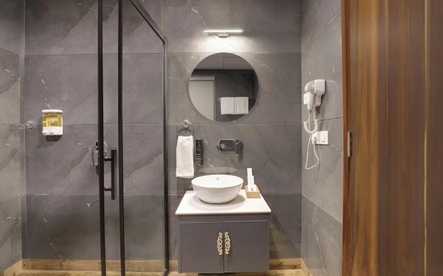 Hoften Sukh Vasa, Sector 51 Gurgaon