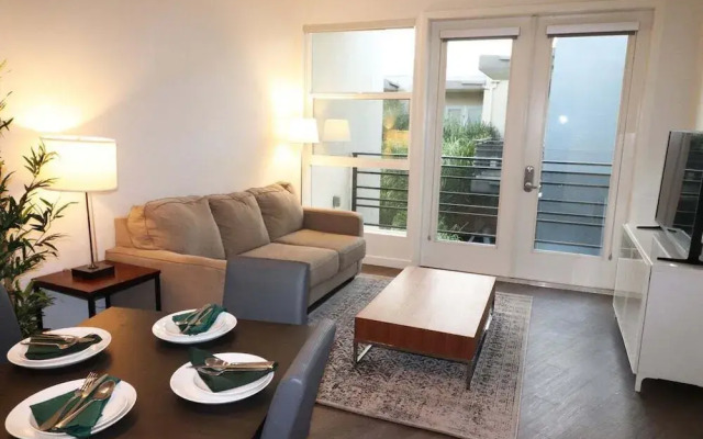 Dh West Hollywood La Cienega