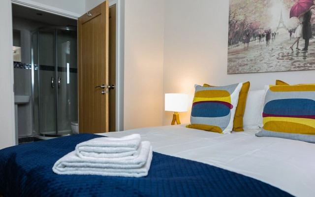 The Pinnacle by Jim Paul Apartments