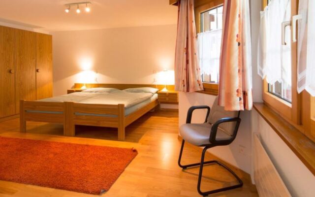 Apartment Evita Andriano 11803