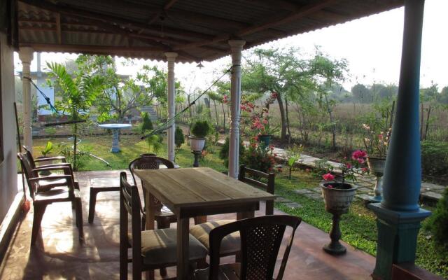 Village Garden Inn