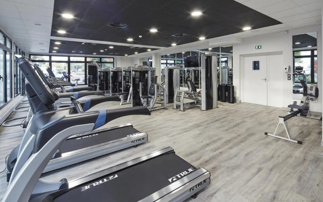 Kyriad Prestige Lyon Est - Saint Priest Eurexpo Hotel and Spa