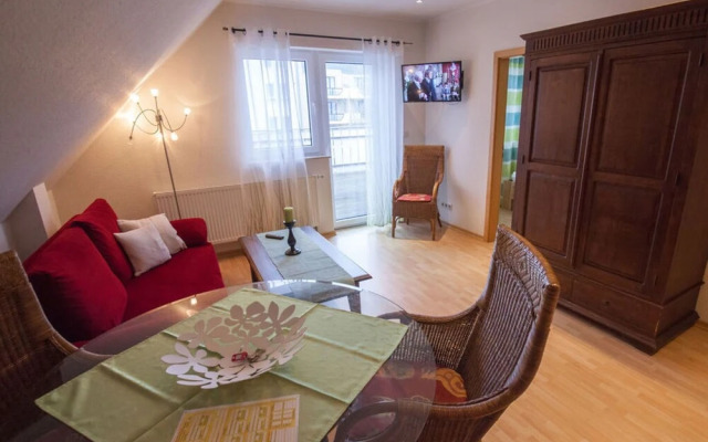 Lighthouse Modern Retreat