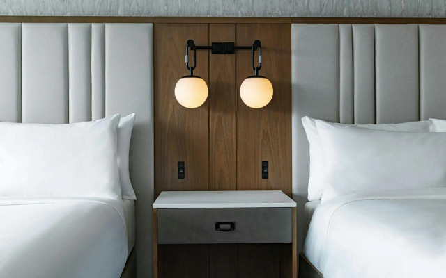 Renaissance® Boston Seaport District