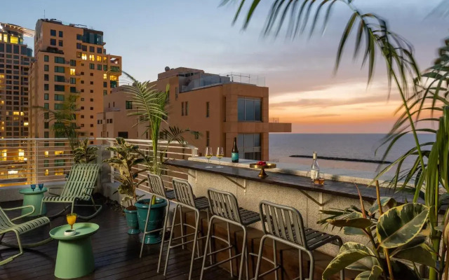 The Savoy Tel-Aviv, Sea Side