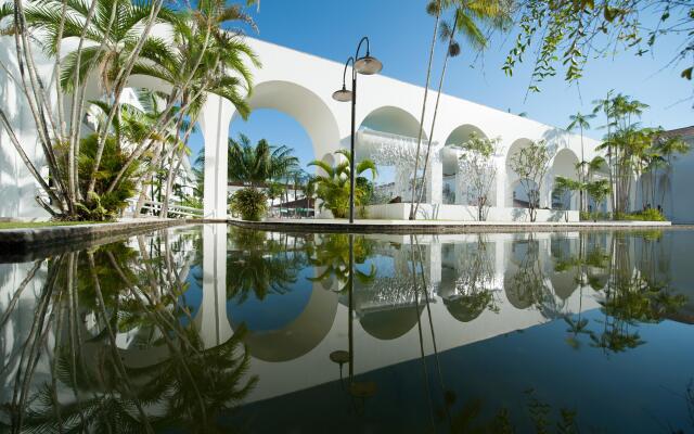 Tropical Executive Hotel