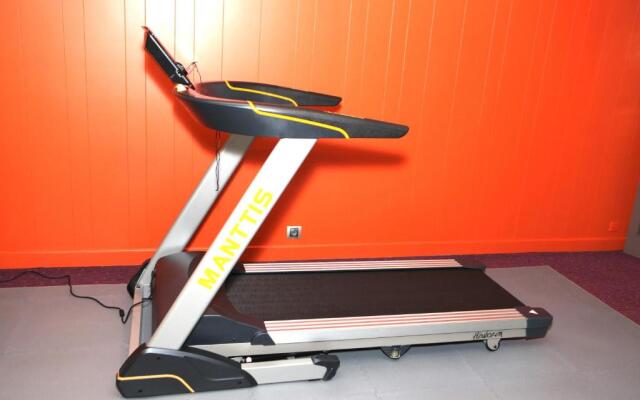 Hôtel Les Trois Roses, Grenoble Meylan