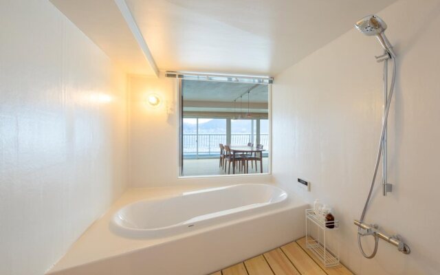 uzuhouse - Hostel