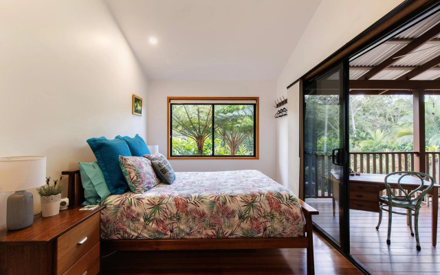 Eclectic Oasis in Doonan, Sunshine Coast