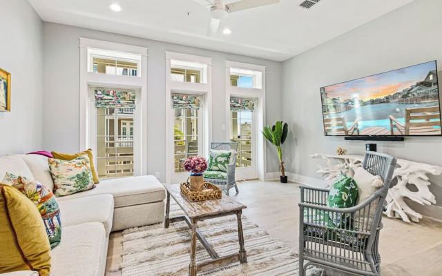 TC 6202 Coast Is Clear