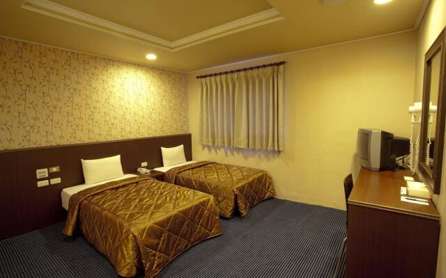 Huahou Hotel