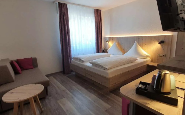 Hotel Neuenburger Hof