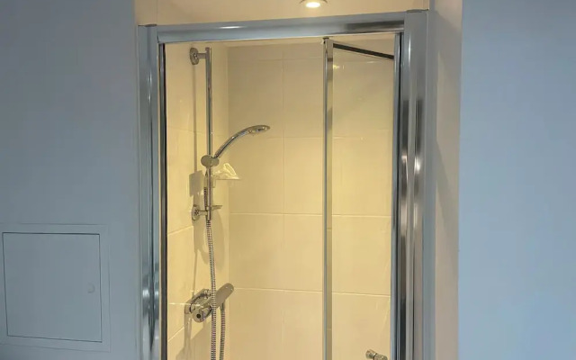 L1 Luxury Living