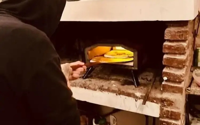 Black Star Art Hostel