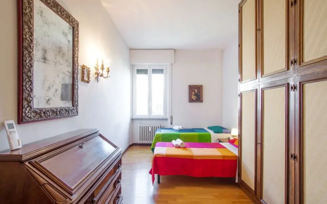 Monginevra Old Fashioned House