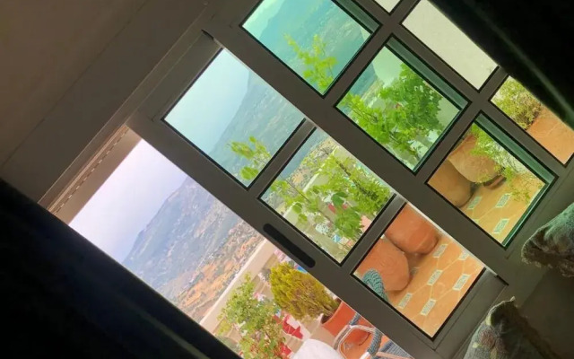 Mina House