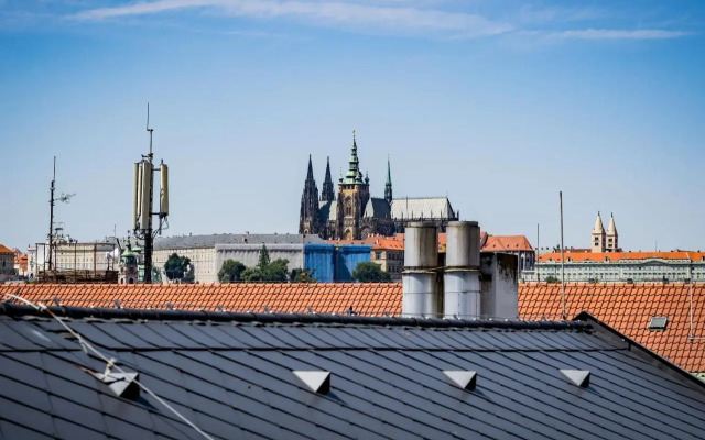 Avantguard Apartments