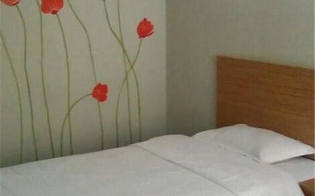 Bazaar Fashion Hotel