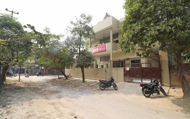 Hotel Hkj Sanskriti By OYO Rooms