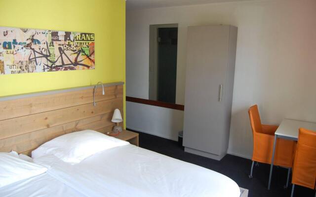 B&B Vesting10