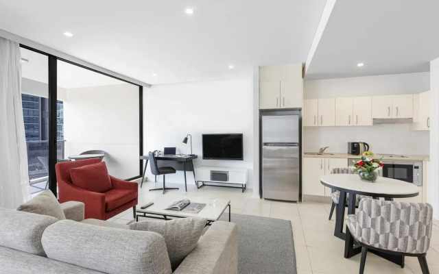 Meriton Suites Kent Street, Sydney