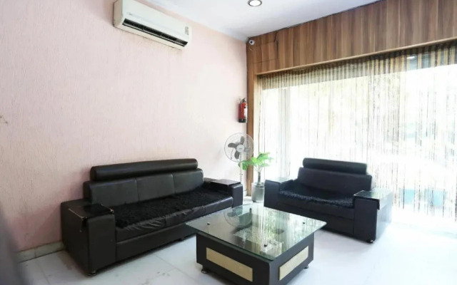 Hotel Nuova By OYO Rooms