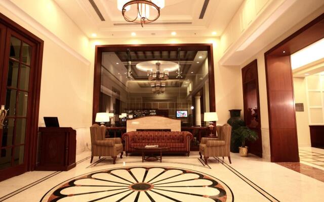 DLF Club 3