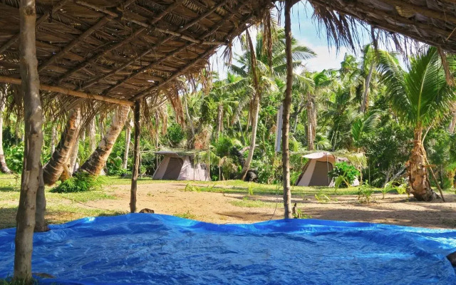 Isa Lei Glampsite