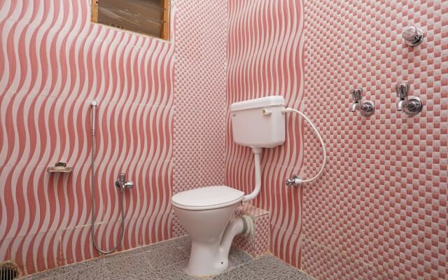 OYO 13859 Soveet Residency