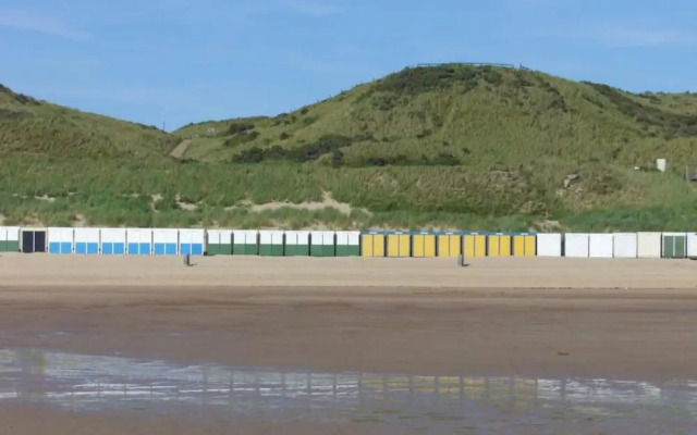 Wifi and Golden Beaches; Home