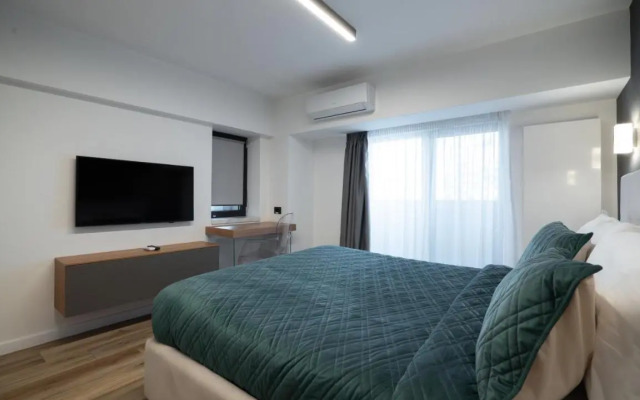 Novos Luxury Suites
