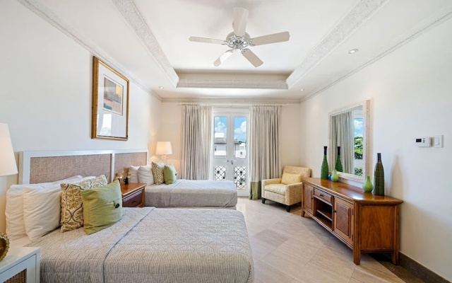 Smugglers Cove by Blue Sky Luxury
