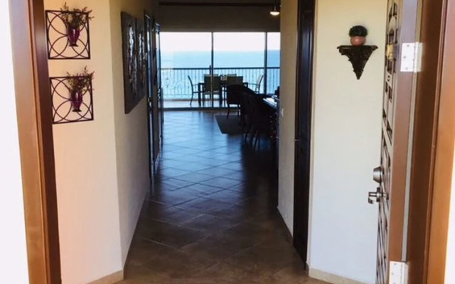 Sonoran Sky 2BR Upper 704 Sky by Casago