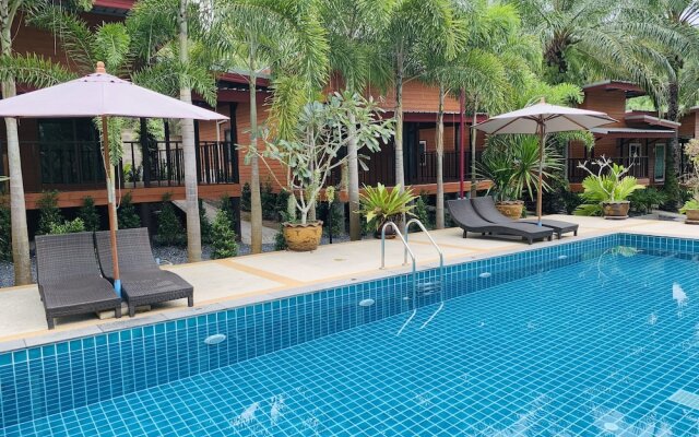 Palmthien Pool Villa Aonang