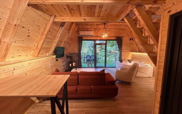 Dalyane House