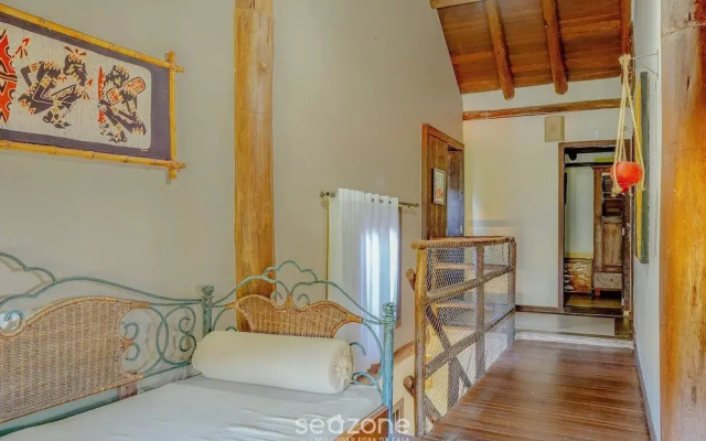 Beautiful Rustic House w/ Pool in Garopaba Egf000