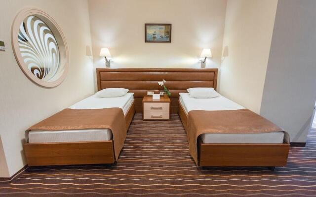 Abri Hotel