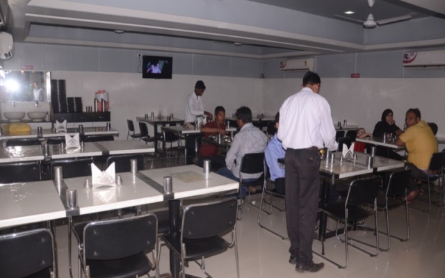 hotel Aaditya Palace