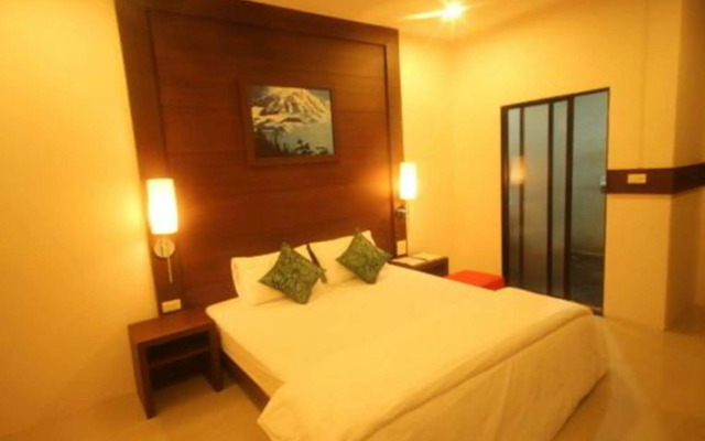 Bangkok Boutique Resort Rangsit