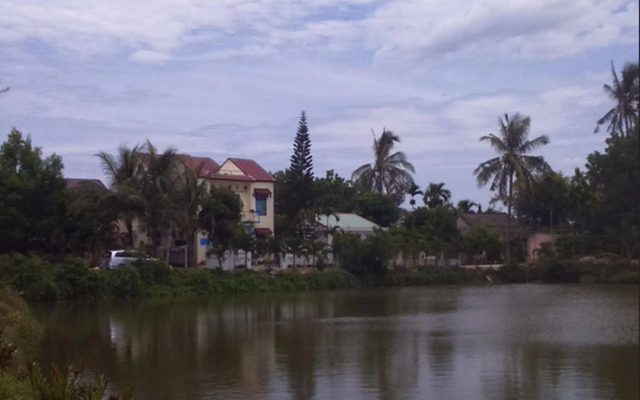 Tra Que Riverside Homestay