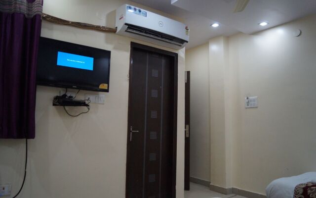 Staybook Hotel Jai Balaji New Delhi Railway Station