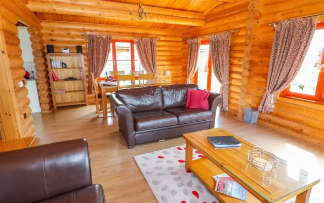 Sycamore Lodge