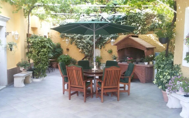 Rooms Mozara