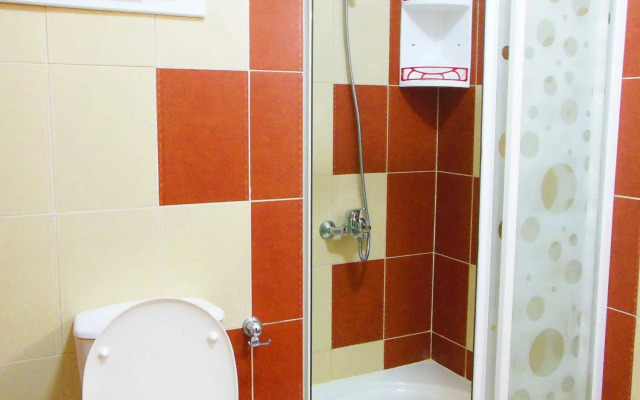 Sunny Lakes Resort Apartments - Adults Only