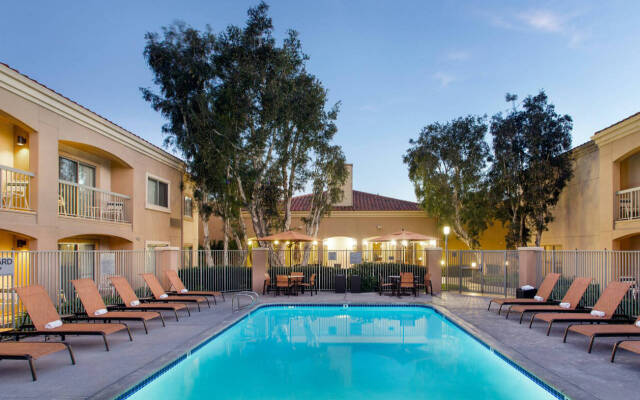 Sonesta Select Camarillo